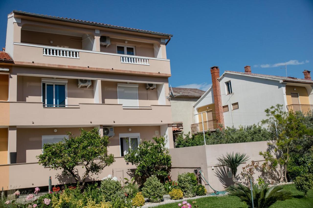 Apartments Luka Rab Town Exterior foto